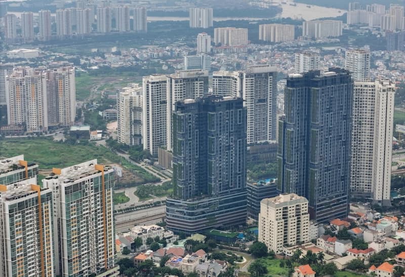 Bất động sản khu Đông TP HCM ở TP Thủ Đức với các dự án chung cư. Ảnh: Quỳnh Trần